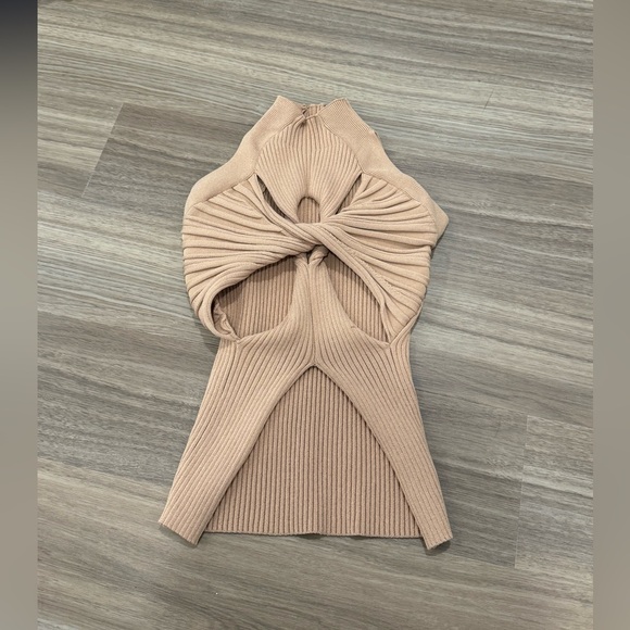 DION LEE TWISTED TOP - Size Small Beige - Picture 2 of 3